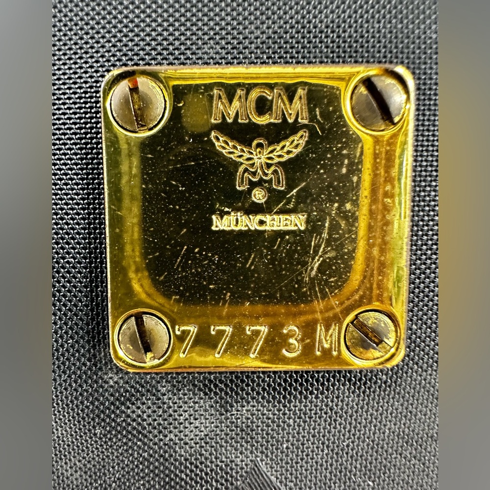FINAL $DROP⬇️ 🖤Vintage MCM PVC Visetos Boston Bag - Picture 4 of 15
